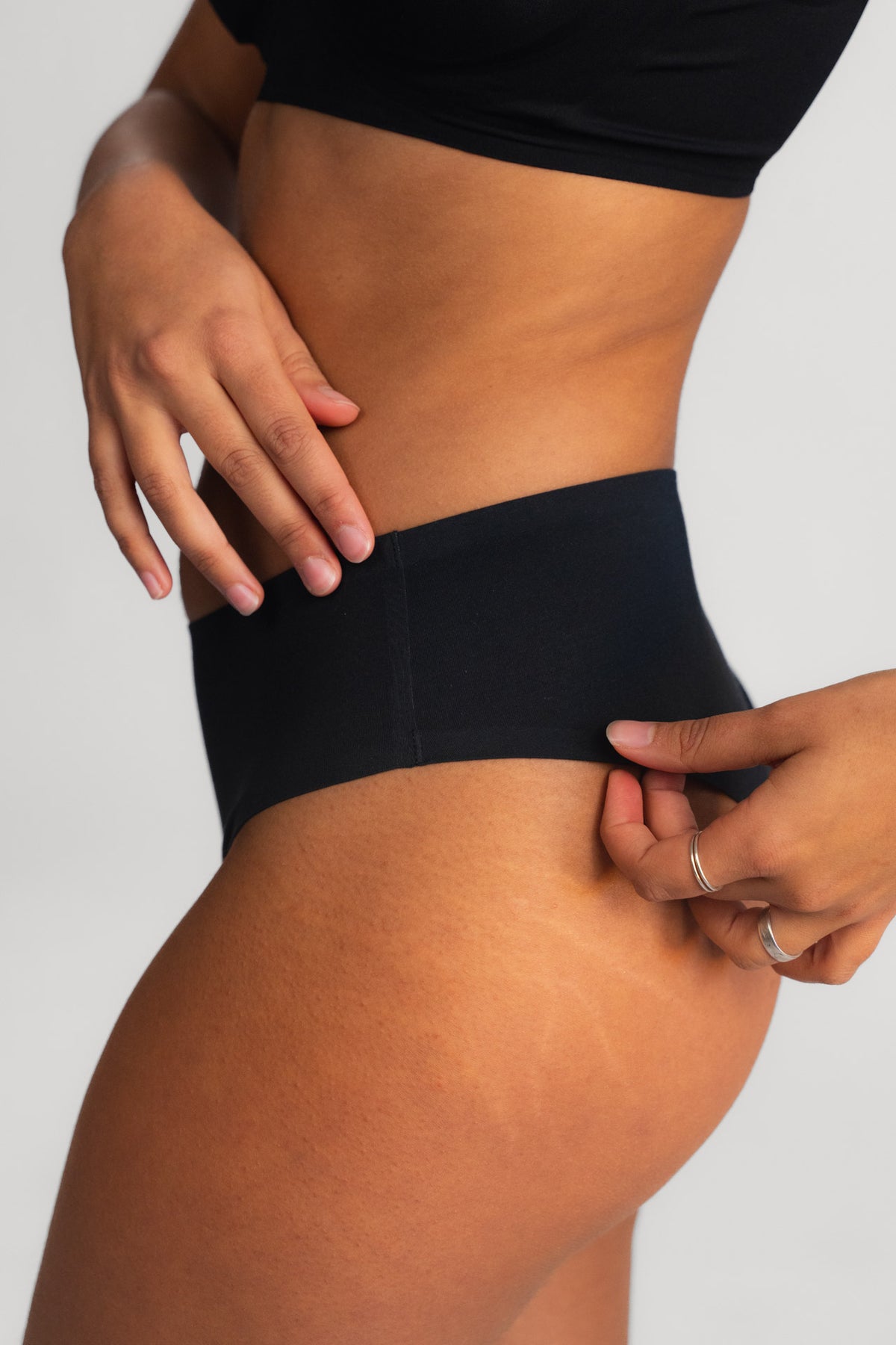 Seamless brazilke LUXE BLACK - 2 kos – pogled 6