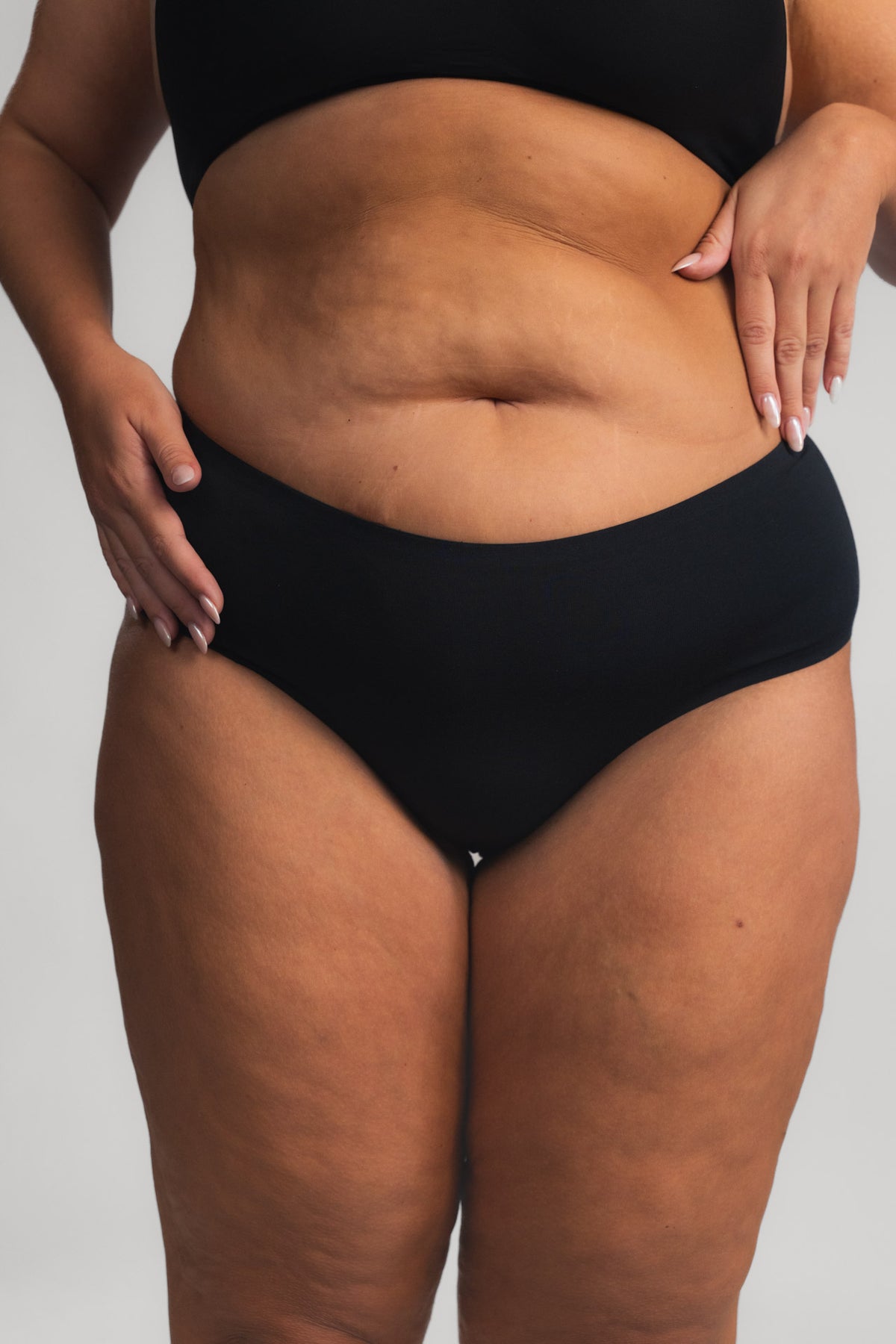 Seamless boksarice LUXE BLACK - 2 kos